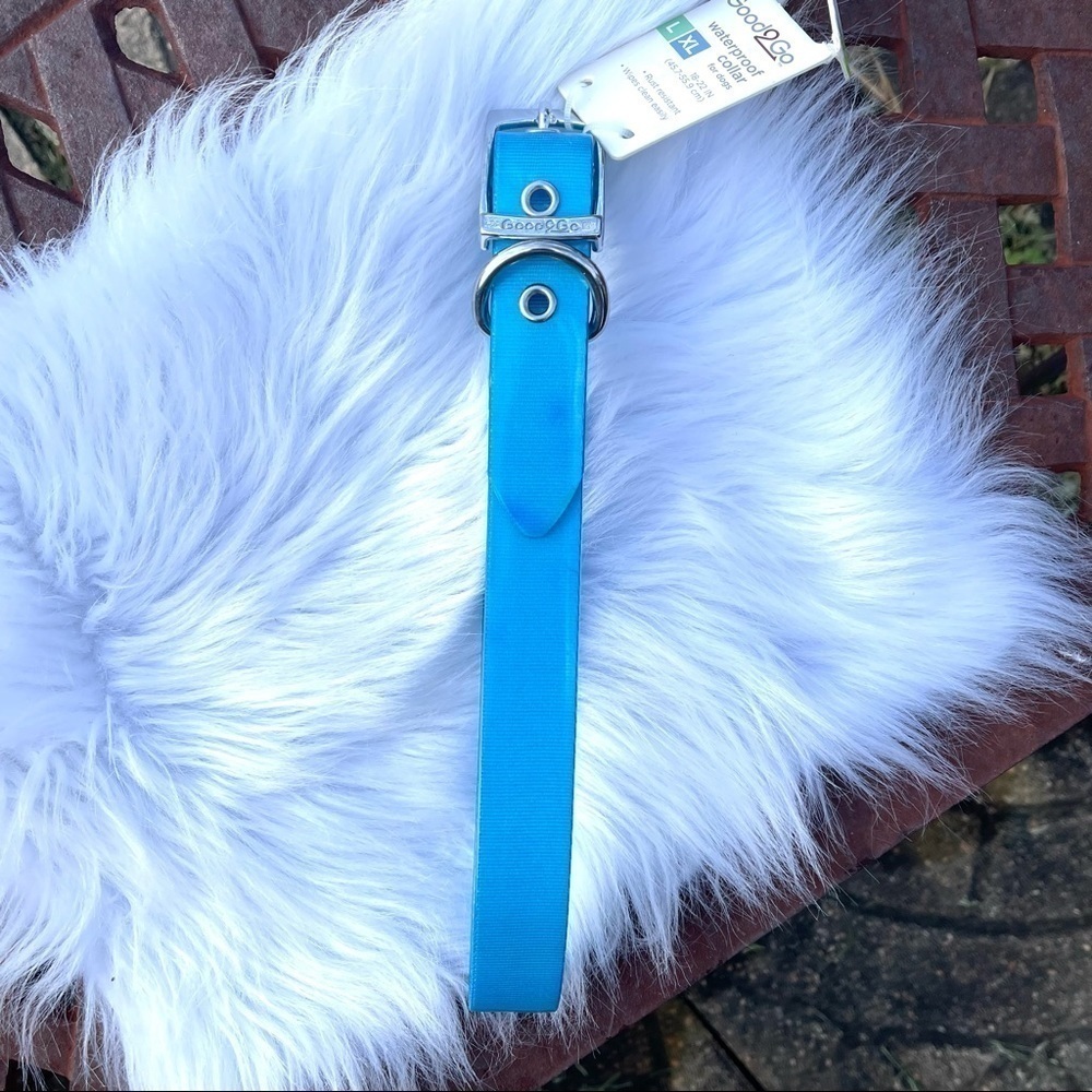 NWT Good2Go Blue Waterproof Adjustable Dog Collar